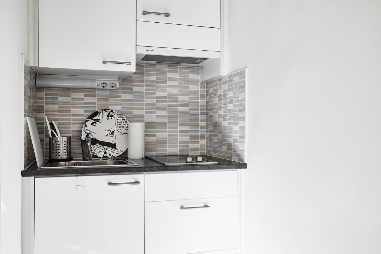 Small Studio Apartment Nearby City Centre Helsinki Exterior foto